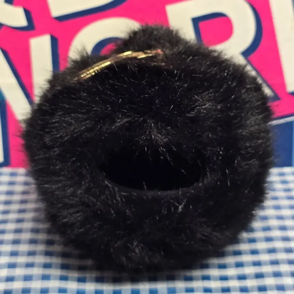 BBW Black Cat Pom PocketBac Holder RARE Keychain Backpack Purse Luggage Travel